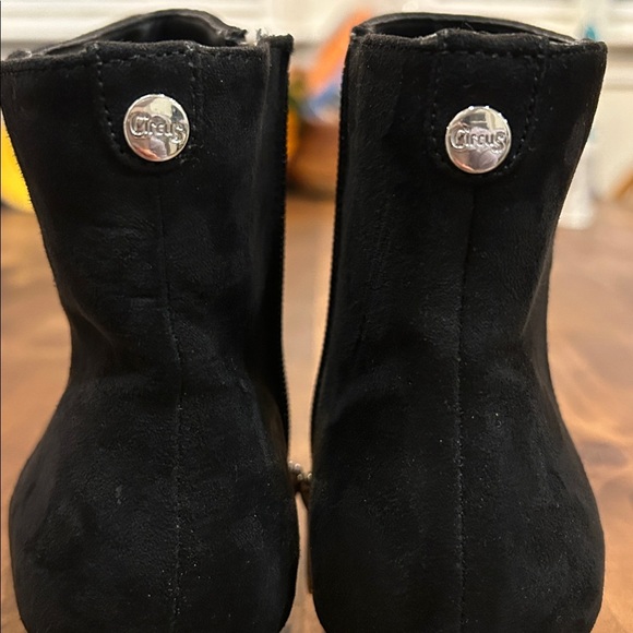 Circus by Sam Edelman Lyndsey Square Toe Ankle Boots/Booties - Picture 5 of 7